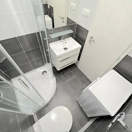 Krásny - V Novom Meste Apartamento