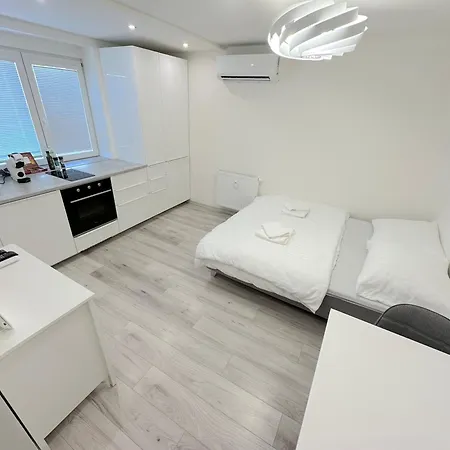 Apartment Krasny - V Novom Meste *